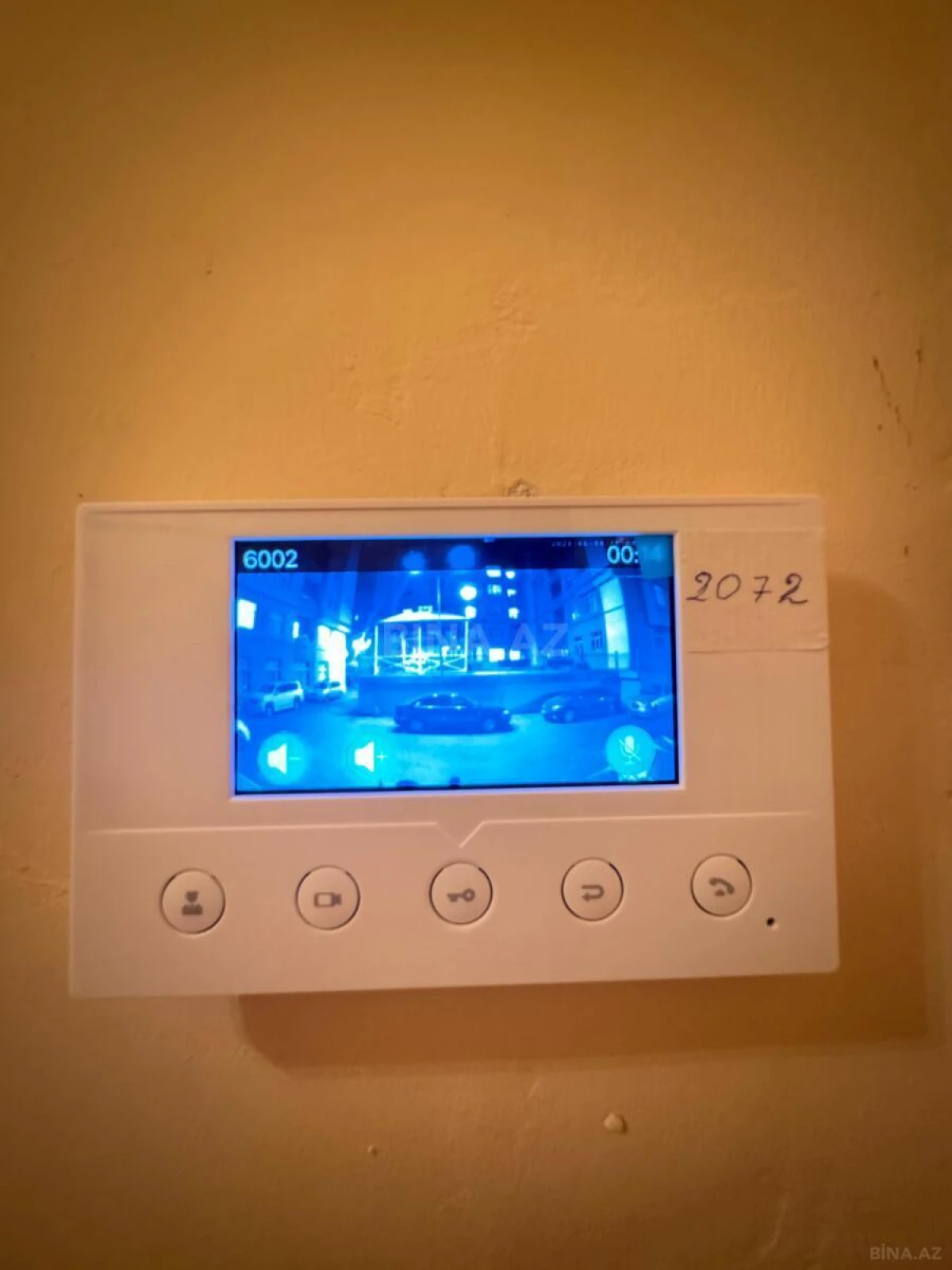 Satılır 2 otaqlı mənzil 75 m²