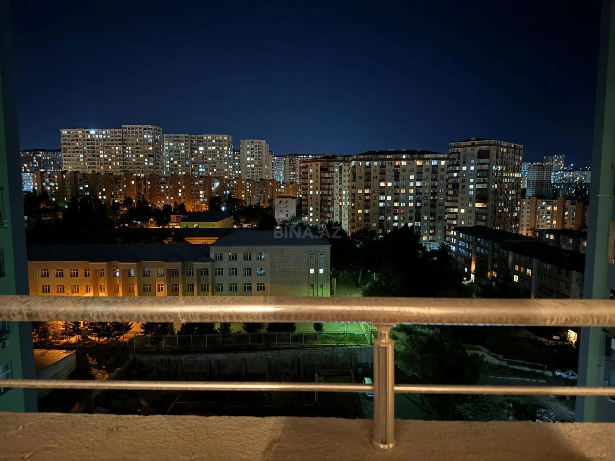 Satılır 2 otaqlı mənzil 75 m²