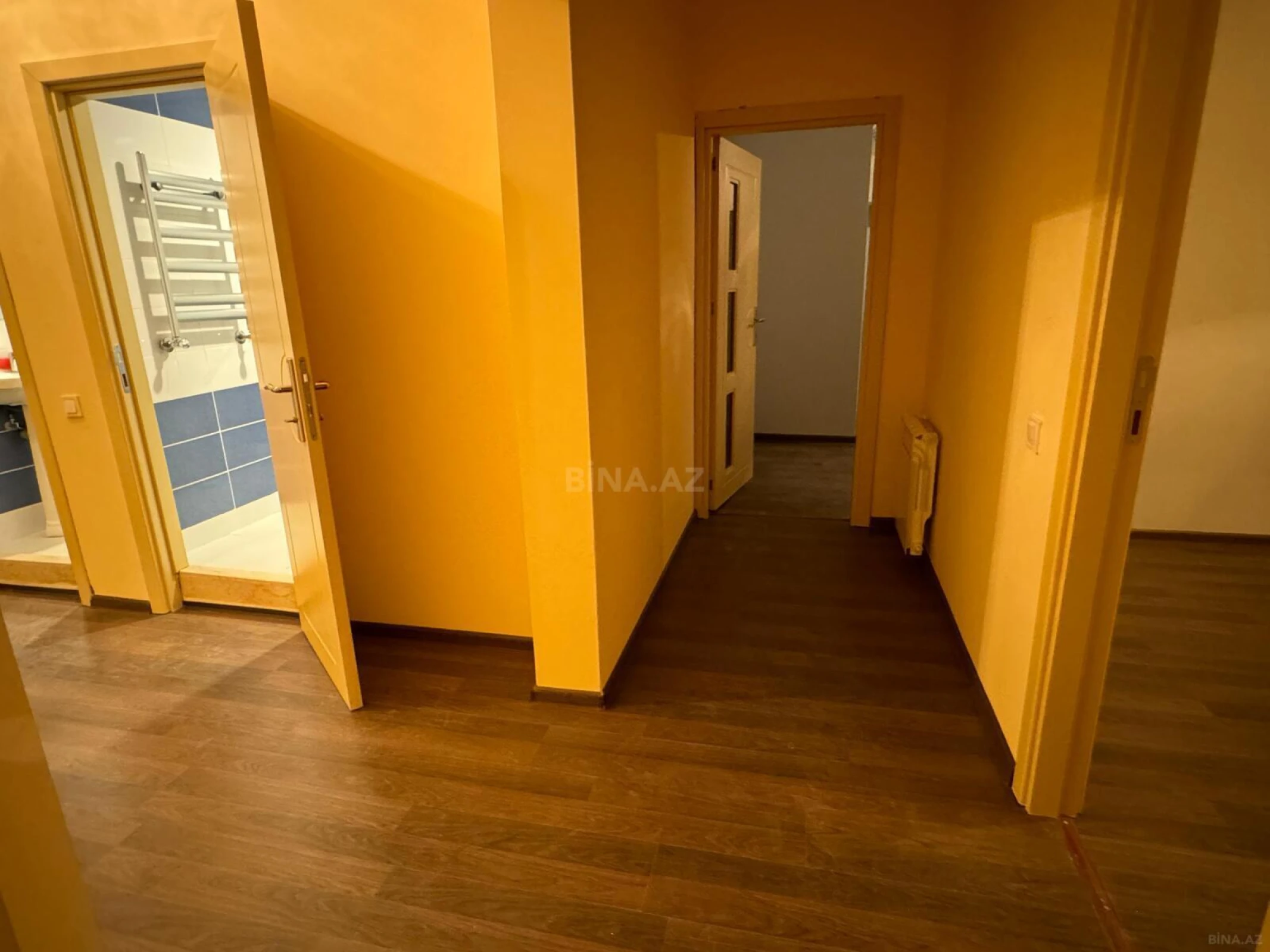 Satılır 2 otaqlı mənzil 75 m²