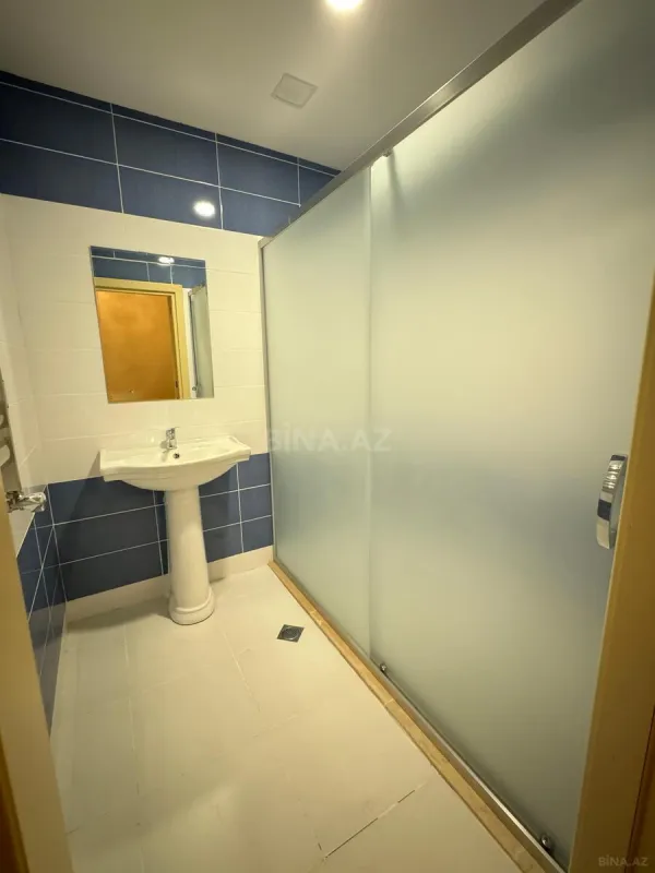 Satılır 2 otaqlı mənzil 75 m²