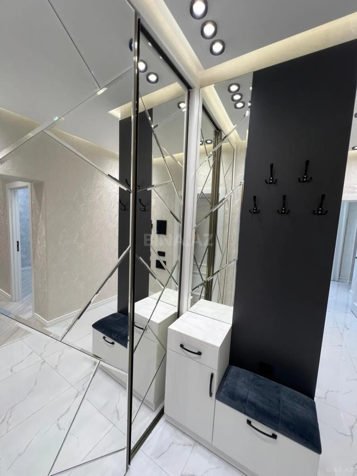 Satılır 3 otaqlı mənzil 87 m²