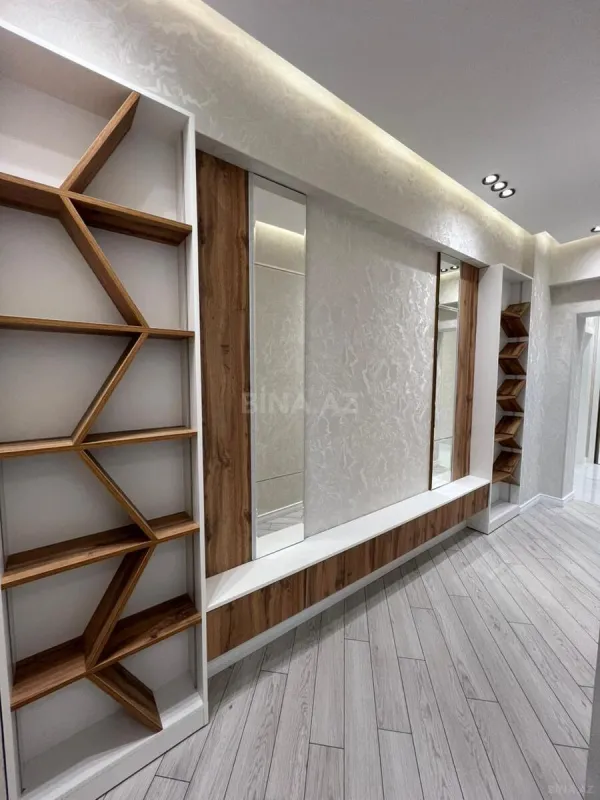 Satılır 3 otaqlı mənzil 87 m²