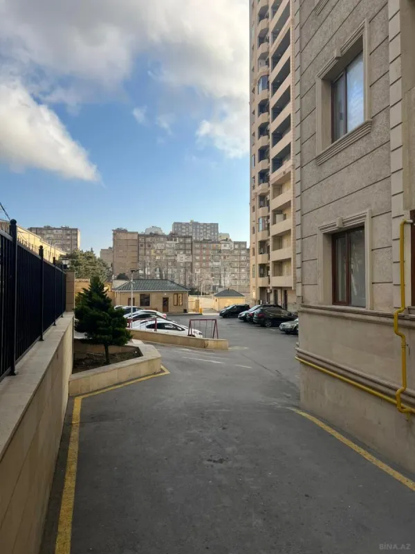 Satılır 3 otaqlı mənzil 87 m²