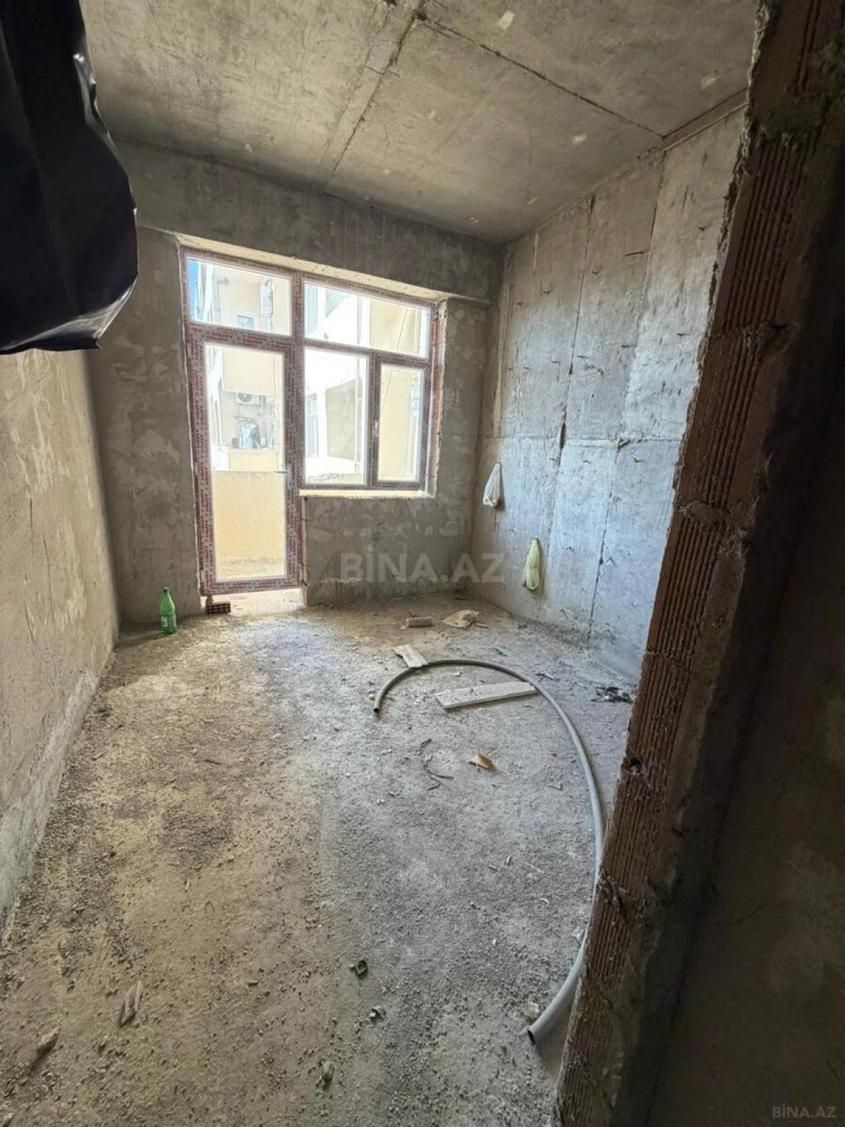 Satılır 1 otaqlı mənzil 51.2 m²