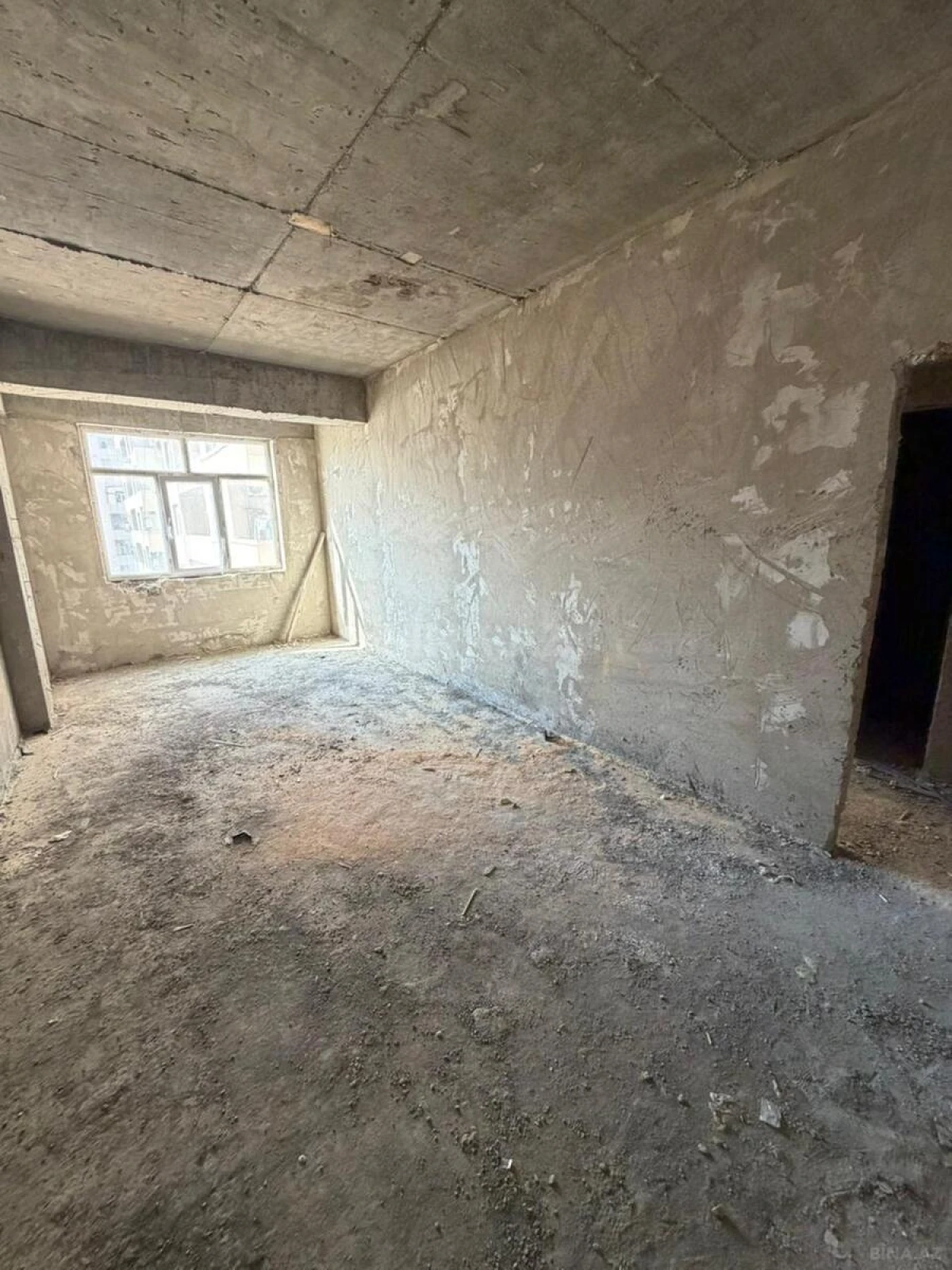 Satılır 1 otaqlı mənzil 51.2 m²