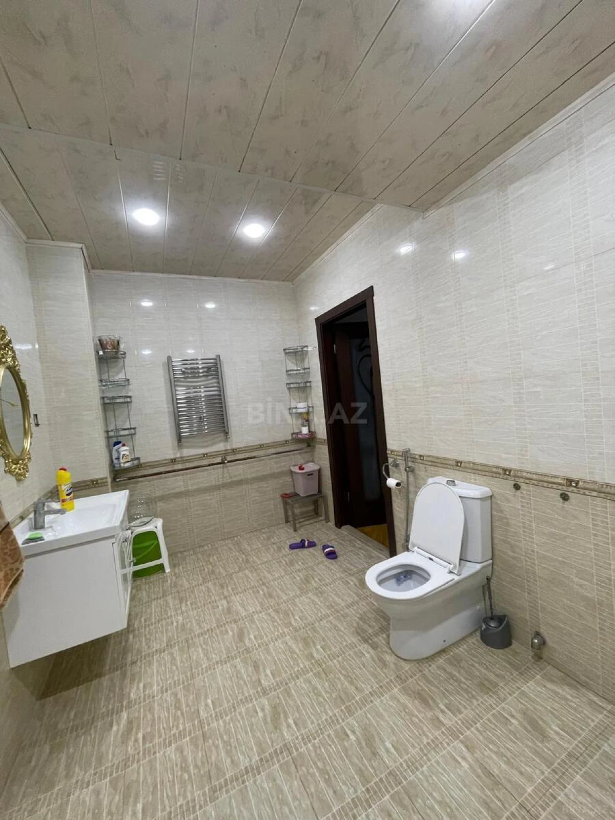 Kirayə verilir 3 otaqlı mənzil 149 m²