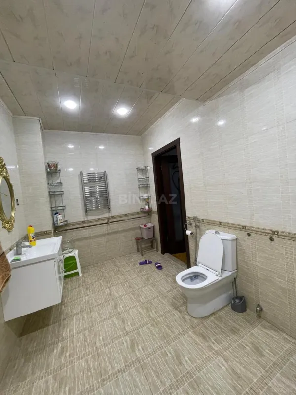 Kirayə verilir 3 otaqlı mənzil 149 m²