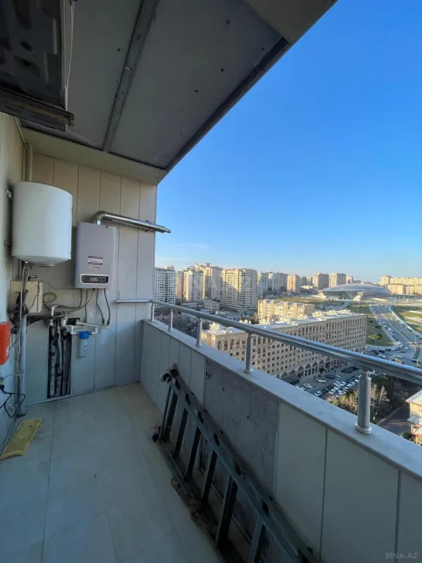 Kirayə verilir 3 otaqlı mənzil 149 m²