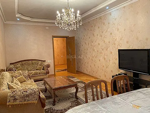 Kirayə verilir 2 otaqlı mənzil 100 m²