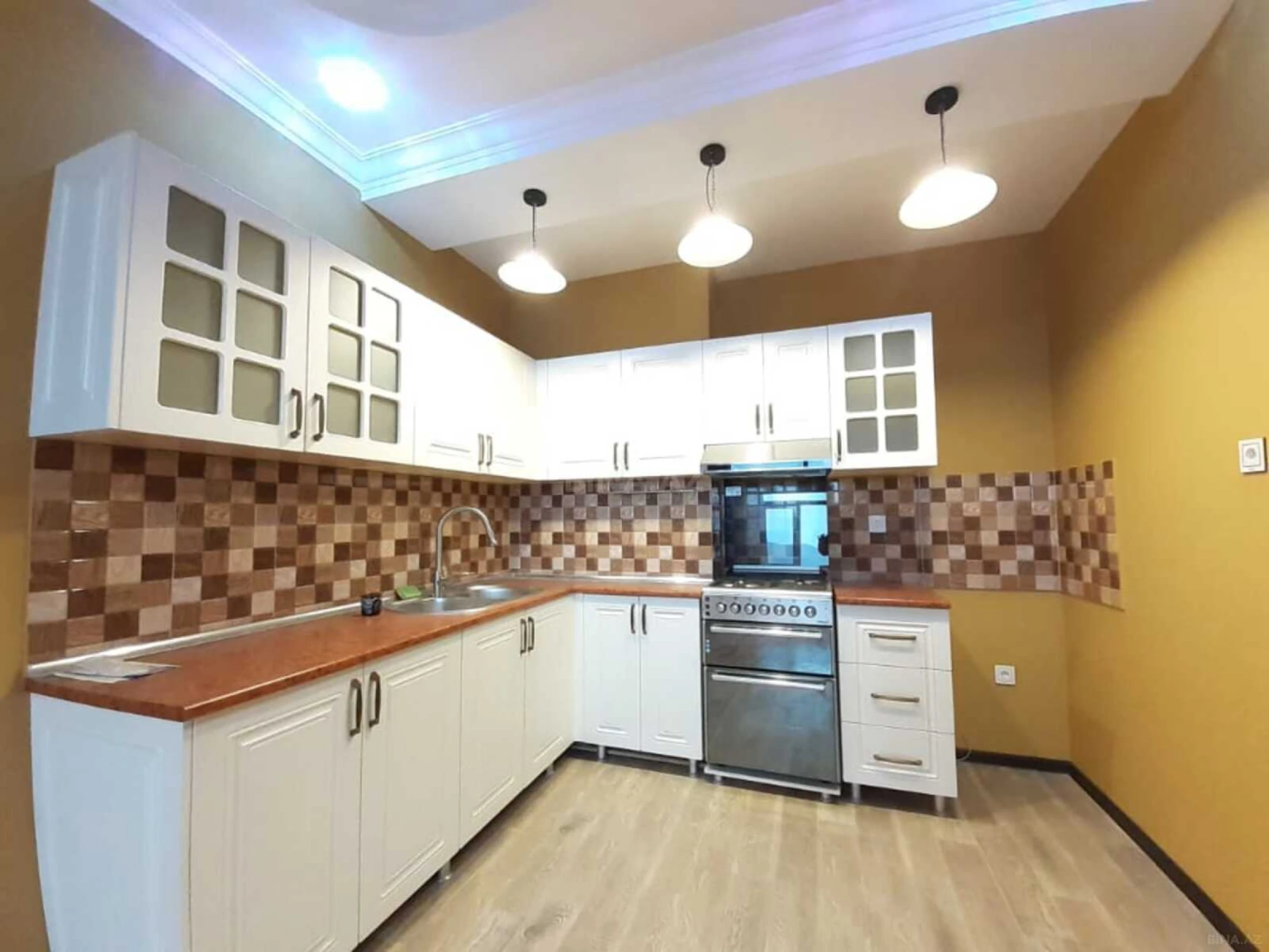 Satılır 3 otaqlı mənzil 85 m²