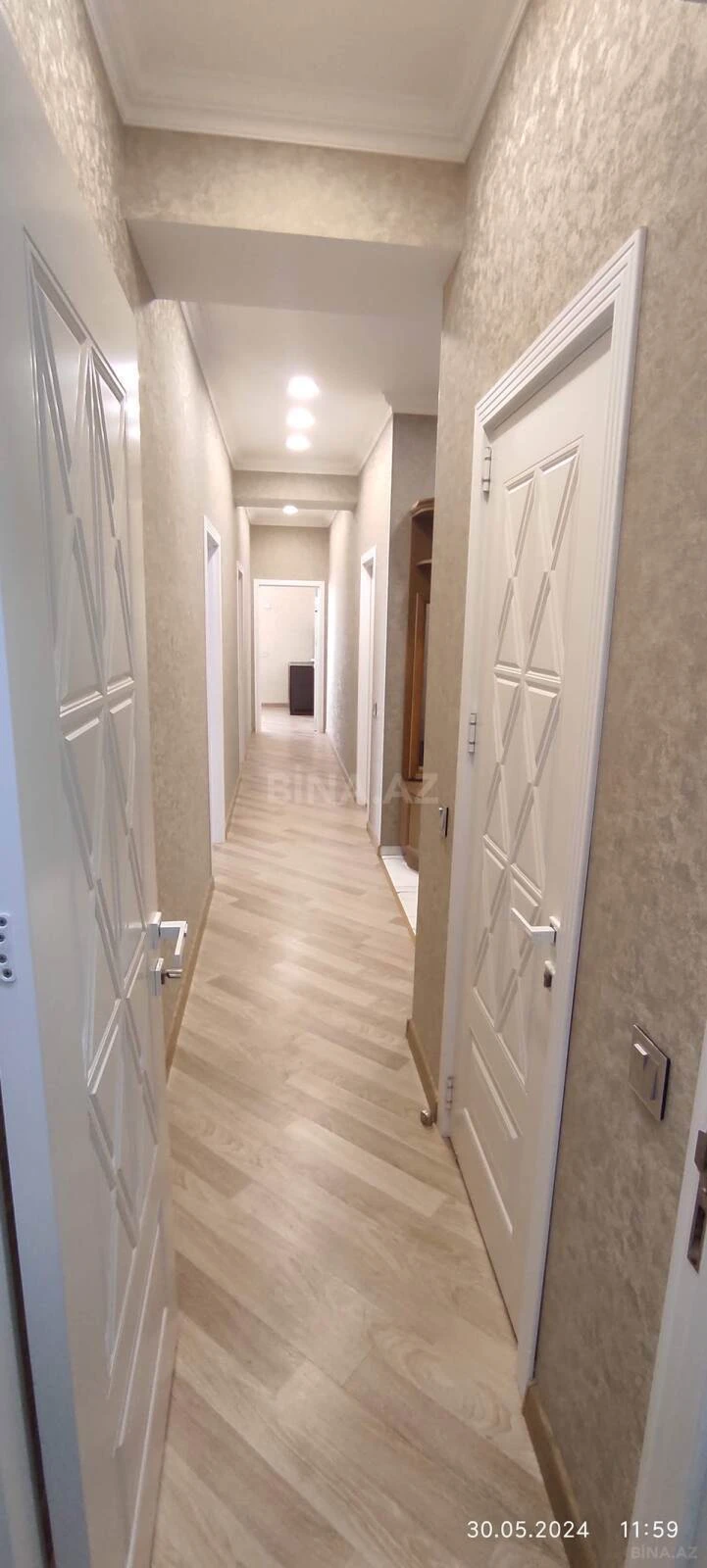 Kirayə verilir 2 otaqlı mənzil 93 m²