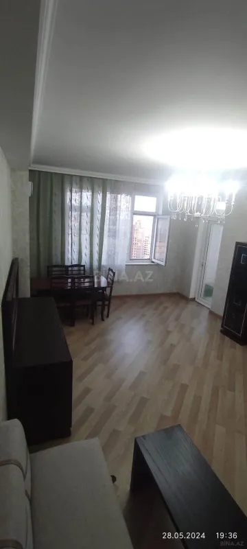 Kirayə verilir 2 otaqlı mənzil 93 m²