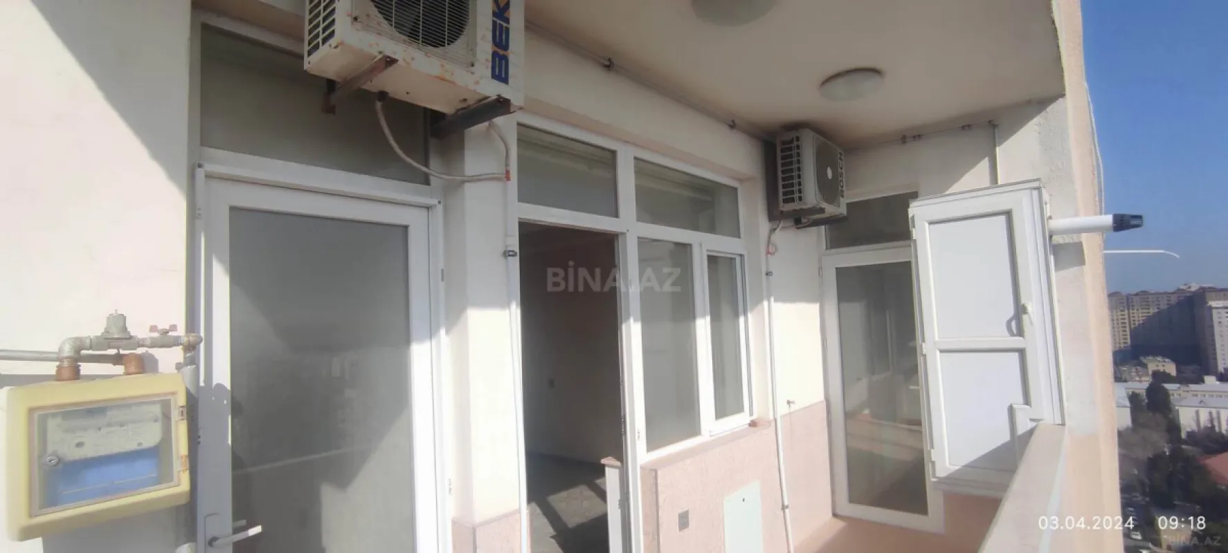 Kirayə verilir 2 otaqlı mənzil 93 m²