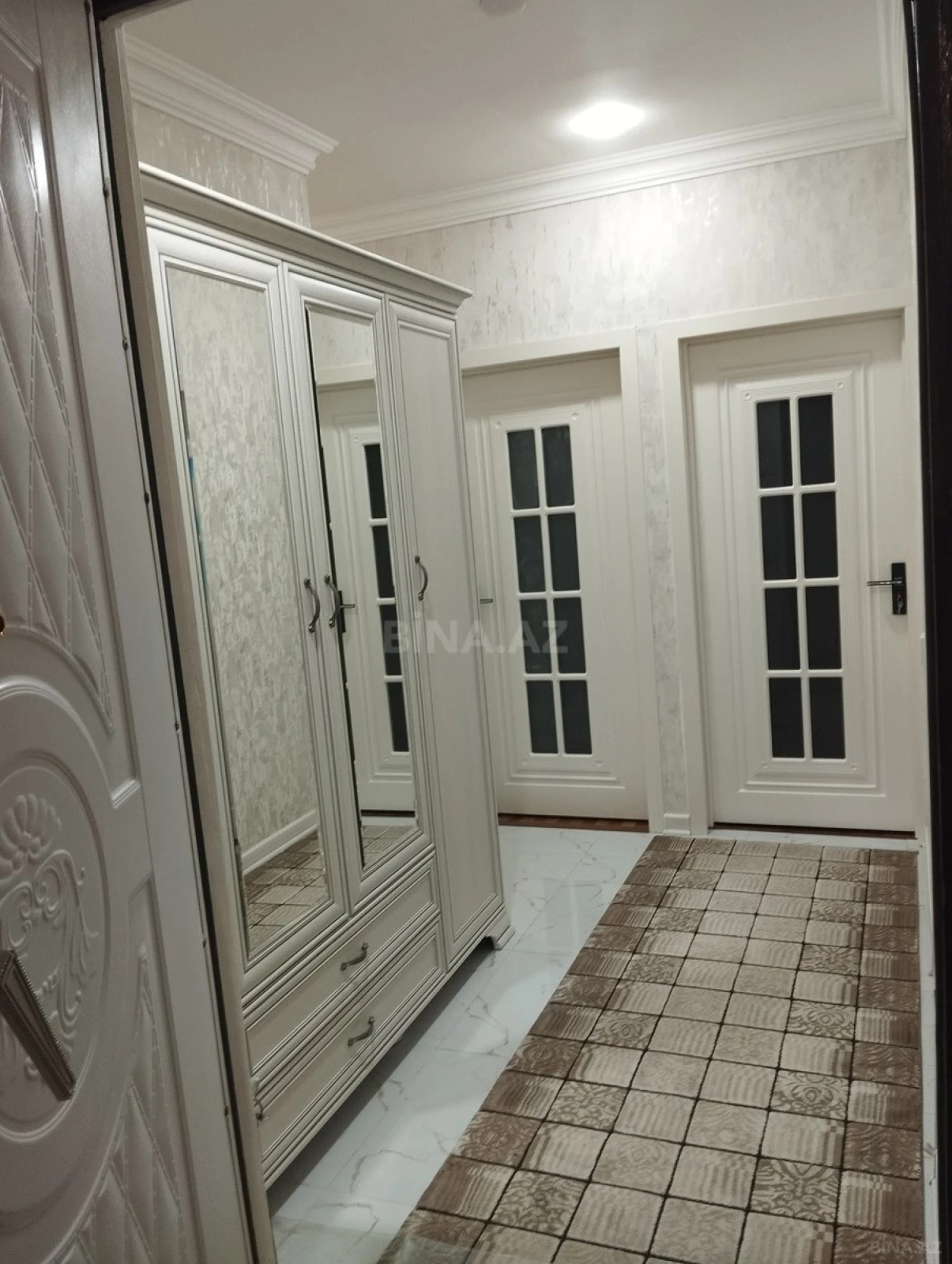 Satılır 3 otaqlı mənzil 85 m²