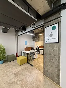 Kirayə verilir 1 otaqlı ofis 20 m²