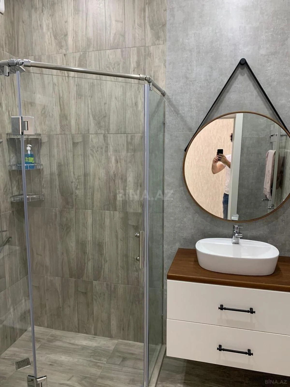 Kirayə verilir 2 otaqlı mənzil 80 m²