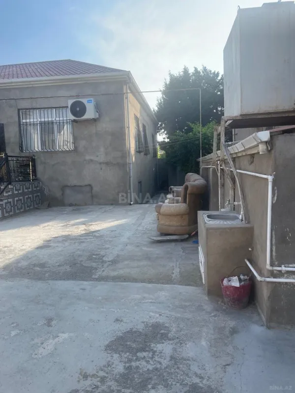 Satılır 4 otaqlı həyət evi 160 m²
