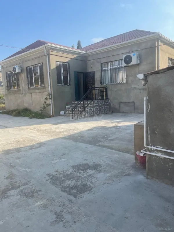 Satılır 4 otaqlı həyət evi 160 m²