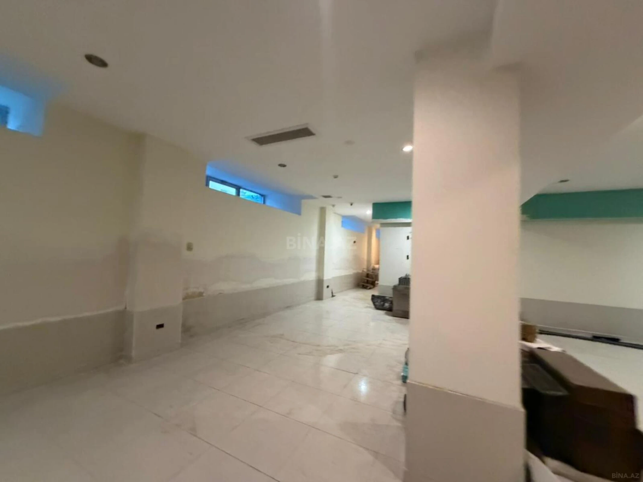 Kirayə verilir obyekt 900 m²