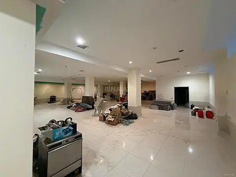 Kirayə verilir obyekt 900 m²