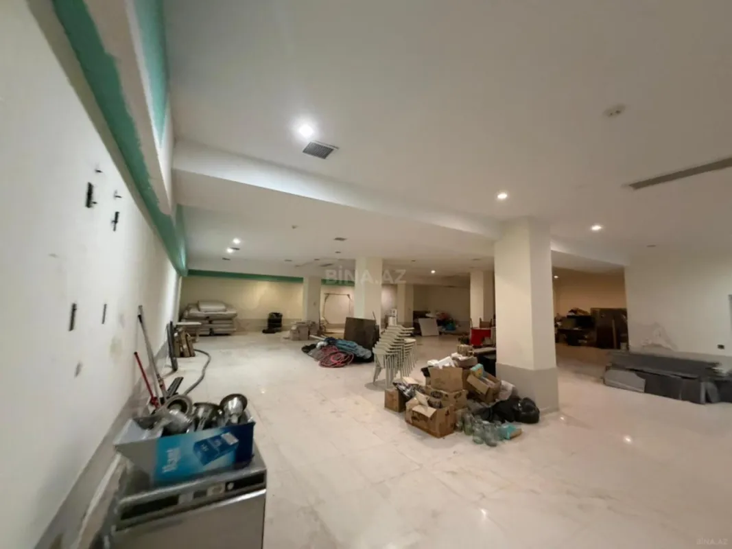 Kirayə verilir obyekt 900 m²