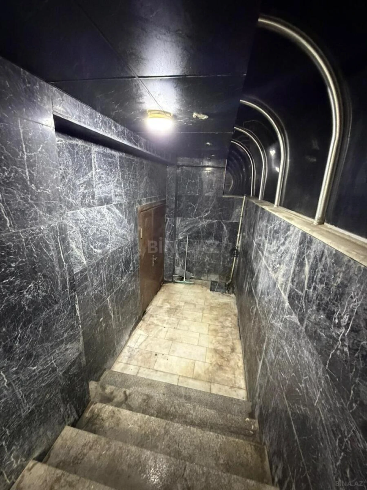 Kirayə verilir obyekt 900 m²