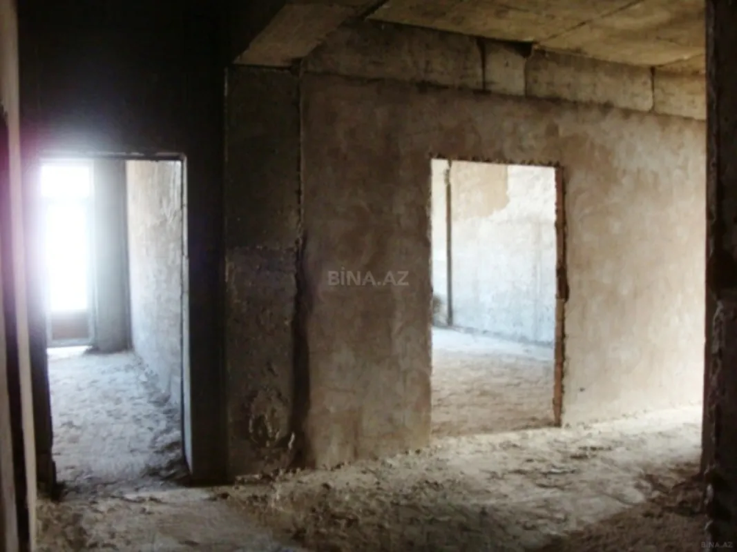 Satılır 2 otaqlı mənzil 72 m²