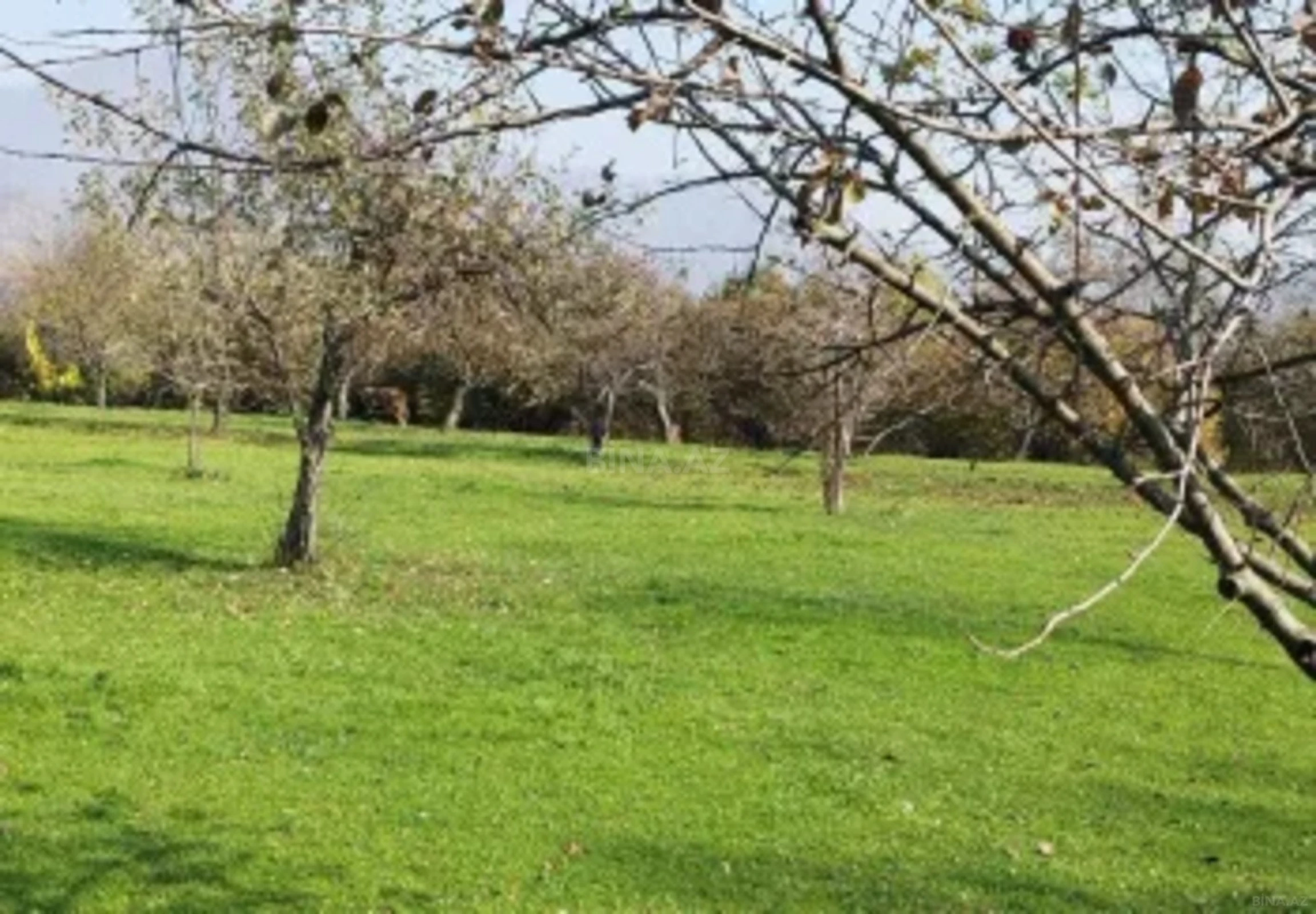 Satılır torpaq sahəsi 12 m²