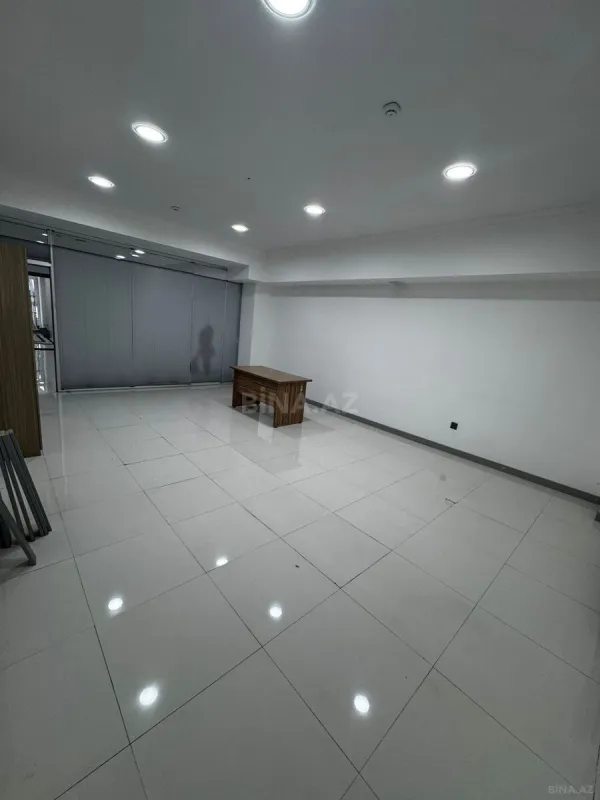 Kirayə verilir 1 otaqlı ofis 45 m²