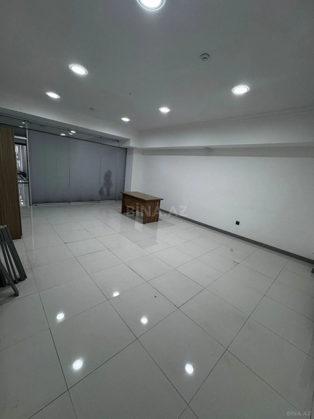 Kirayə verilir 1 otaqlı ofis 45 m²