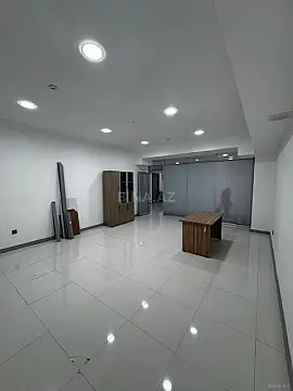 Kirayə verilir 1 otaqlı ofis 45 m²