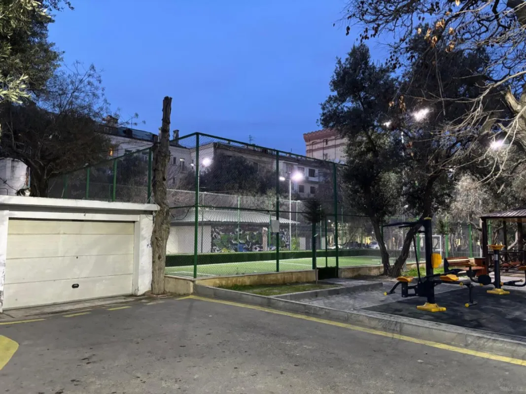 Kirayə verilir 3 otaqlı ofis 100 m²