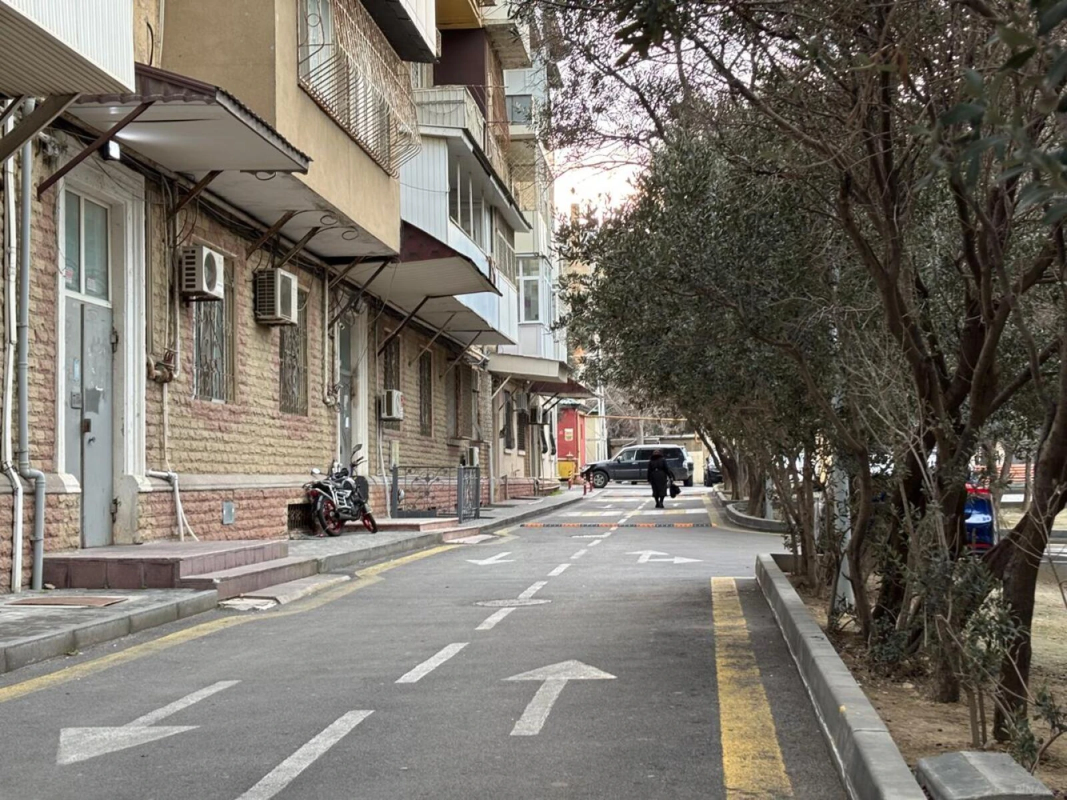 Kirayə verilir 3 otaqlı ofis 100 m²