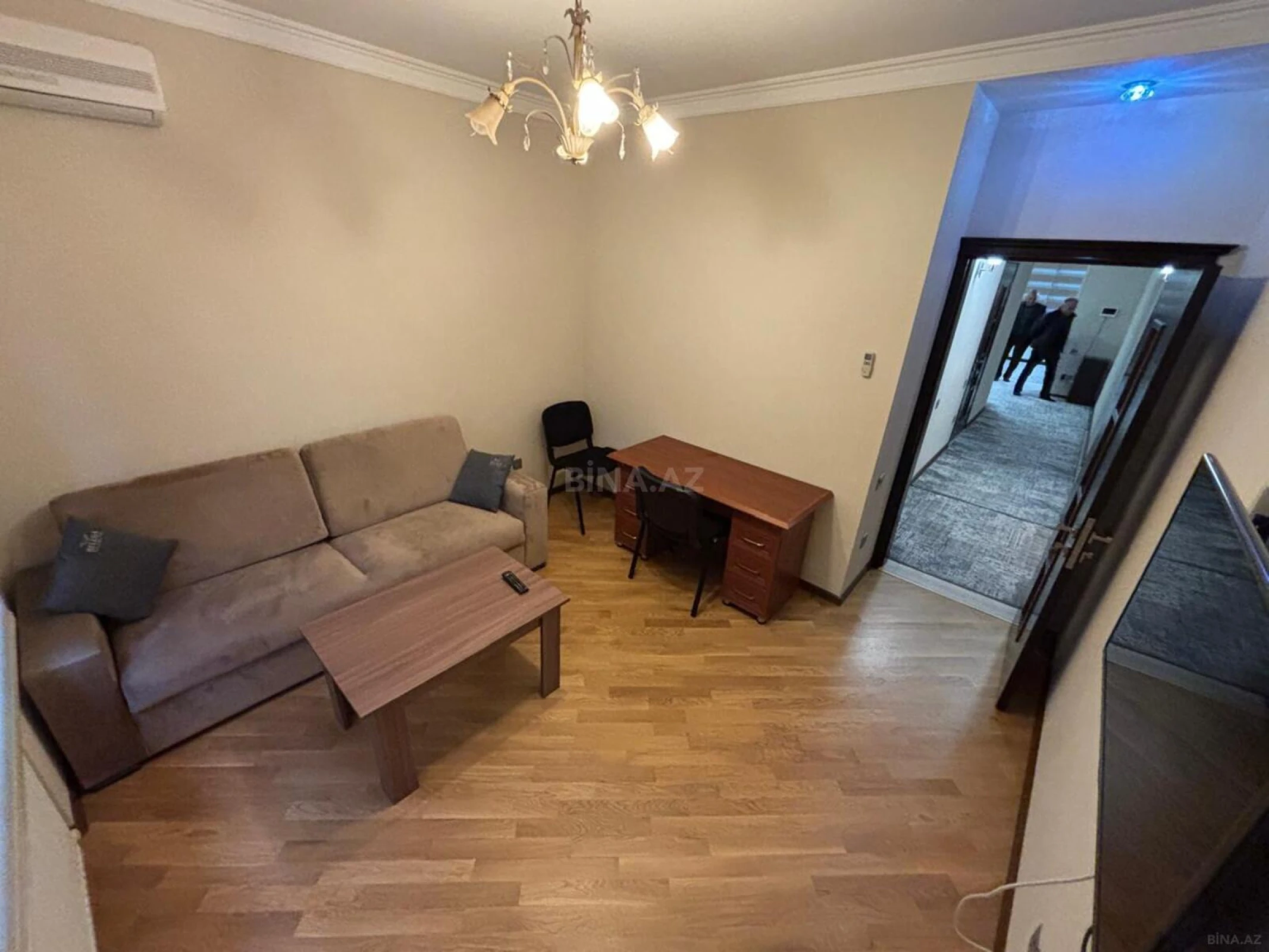 Kirayə verilir 3 otaqlı ofis 100 m²