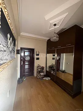 Kirayə verilir 2 otaqlı mənzil 75 m²
