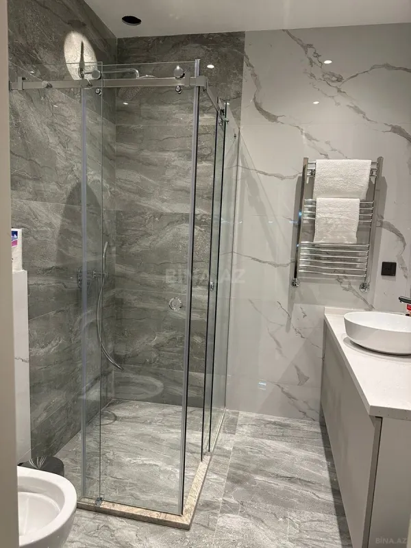 Satılır 2 otaqlı mənzil 62 m²