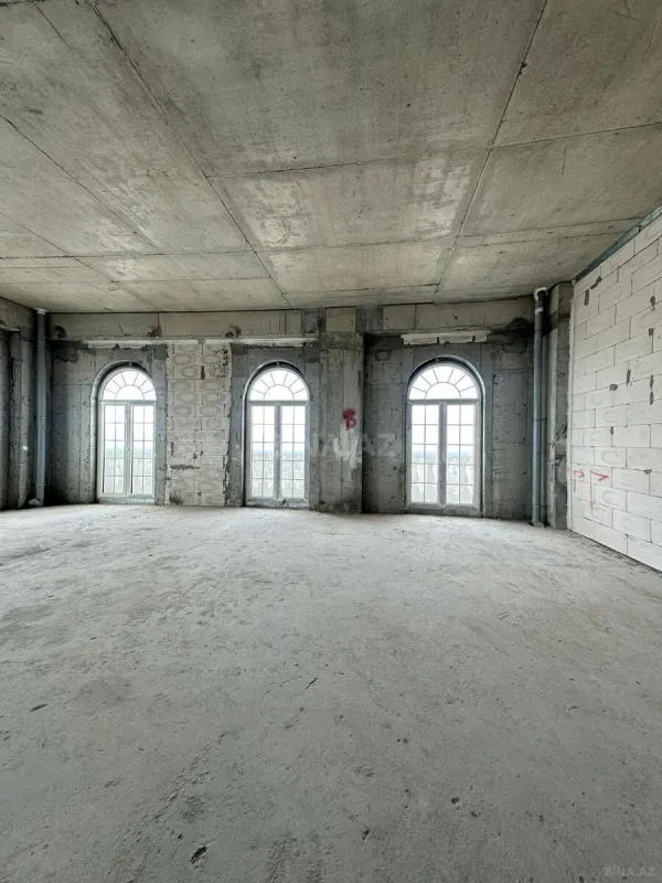 Satılır 3 otaqlı mənzil 104 m²