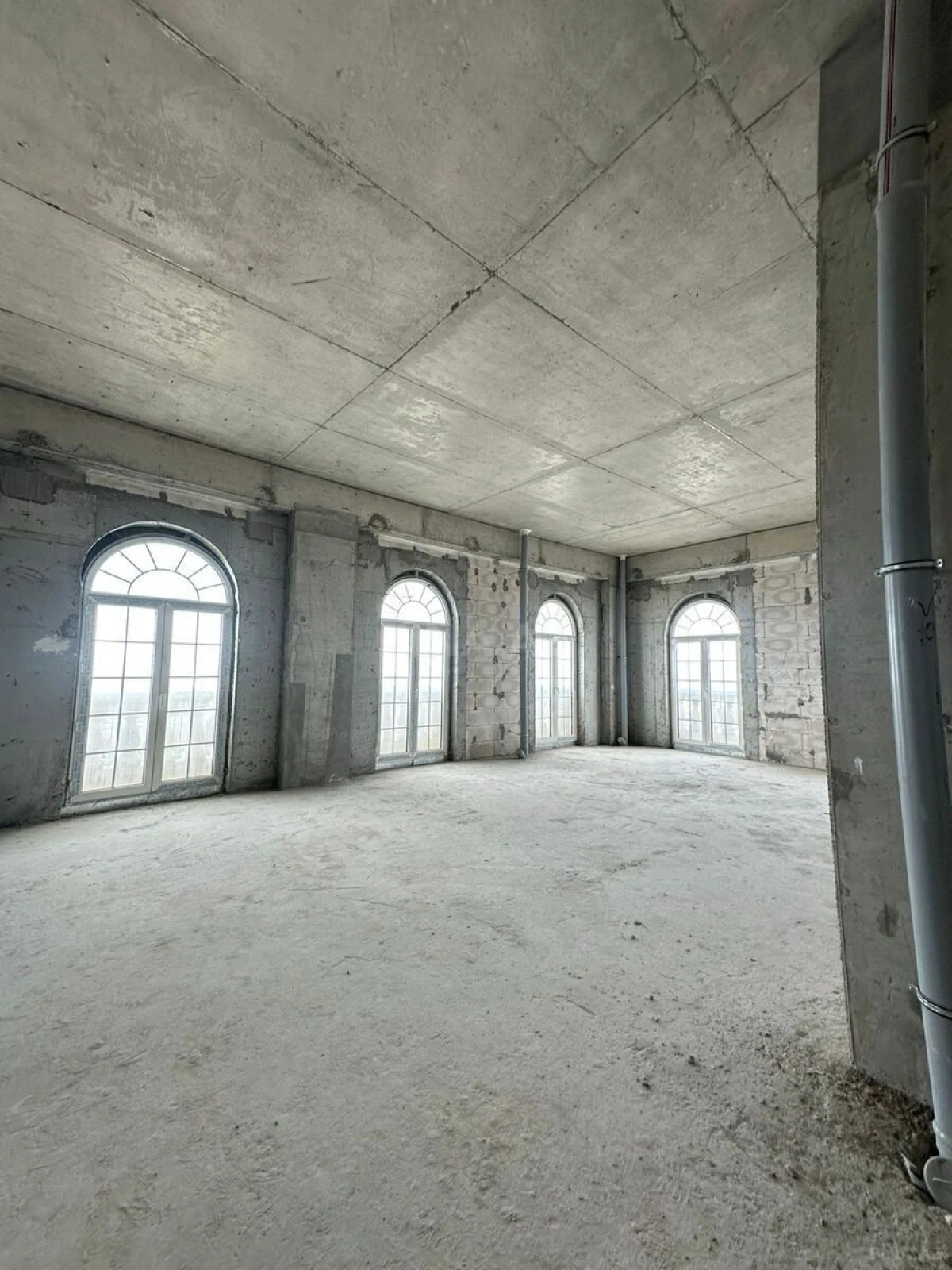 Satılır 3 otaqlı mənzil 104 m²