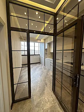 Satılır 3 otaqlı mənzil 135 m²