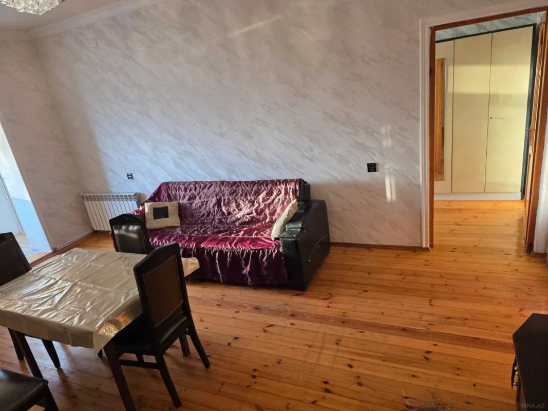 Kirayə verilir 2 otaqlı mənzil 50 m²