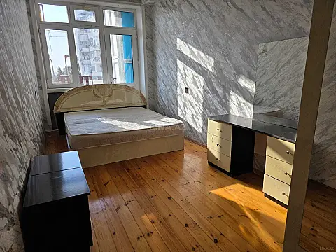 Kirayə verilir 2 otaqlı mənzil 50 m²