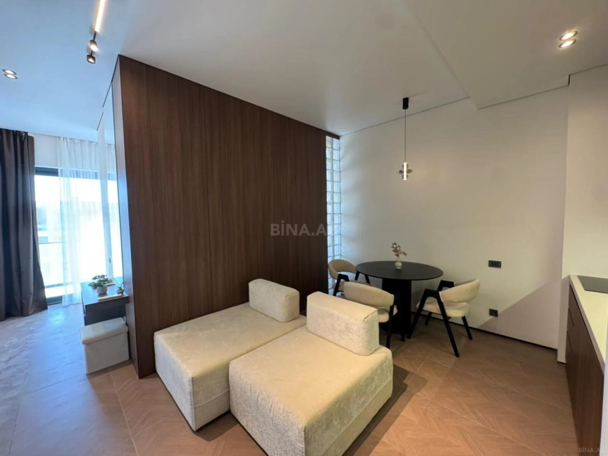 Satılır 1 otaqlı mənzil 58 m²