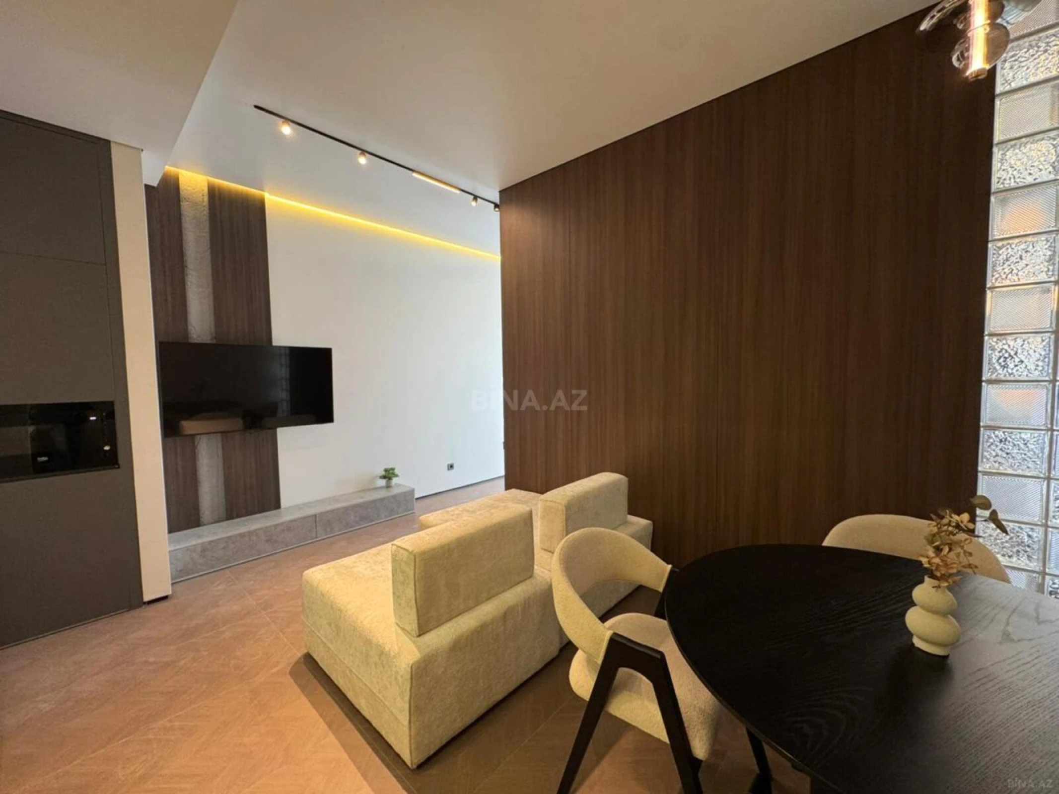 Satılır 1 otaqlı mənzil 58 m²