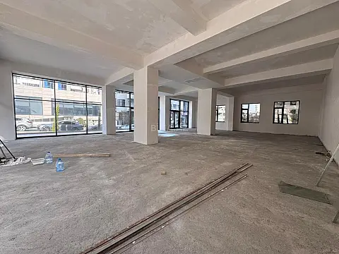 Satılır obyekt 255 m²