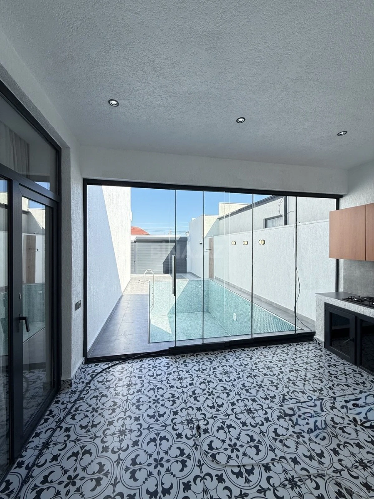 Satılır 4 otaqlı həyət evi 150 m²
