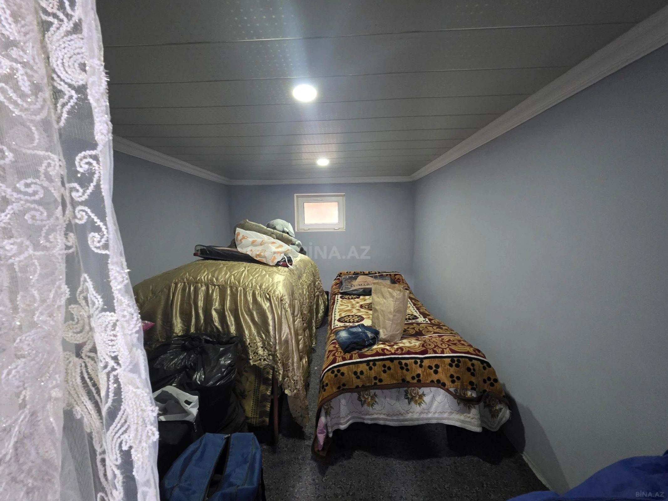 Satılır 8 otaqlı həyət evi 172 m²