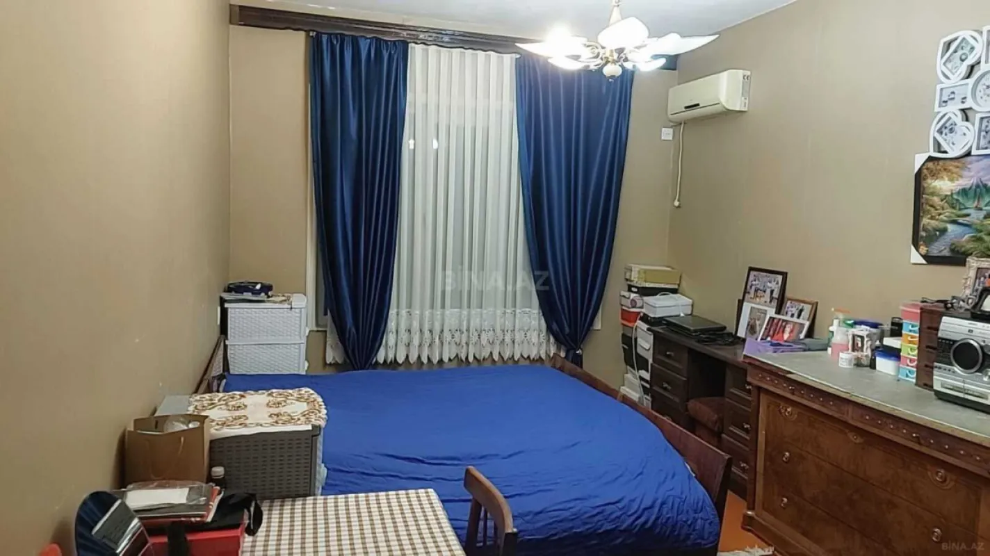Satılır 4 otaqlı mənzil 90 m²