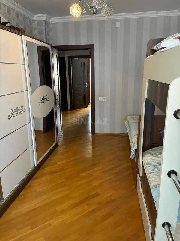 Satılır 3 otaqlı mənzil 67 m²