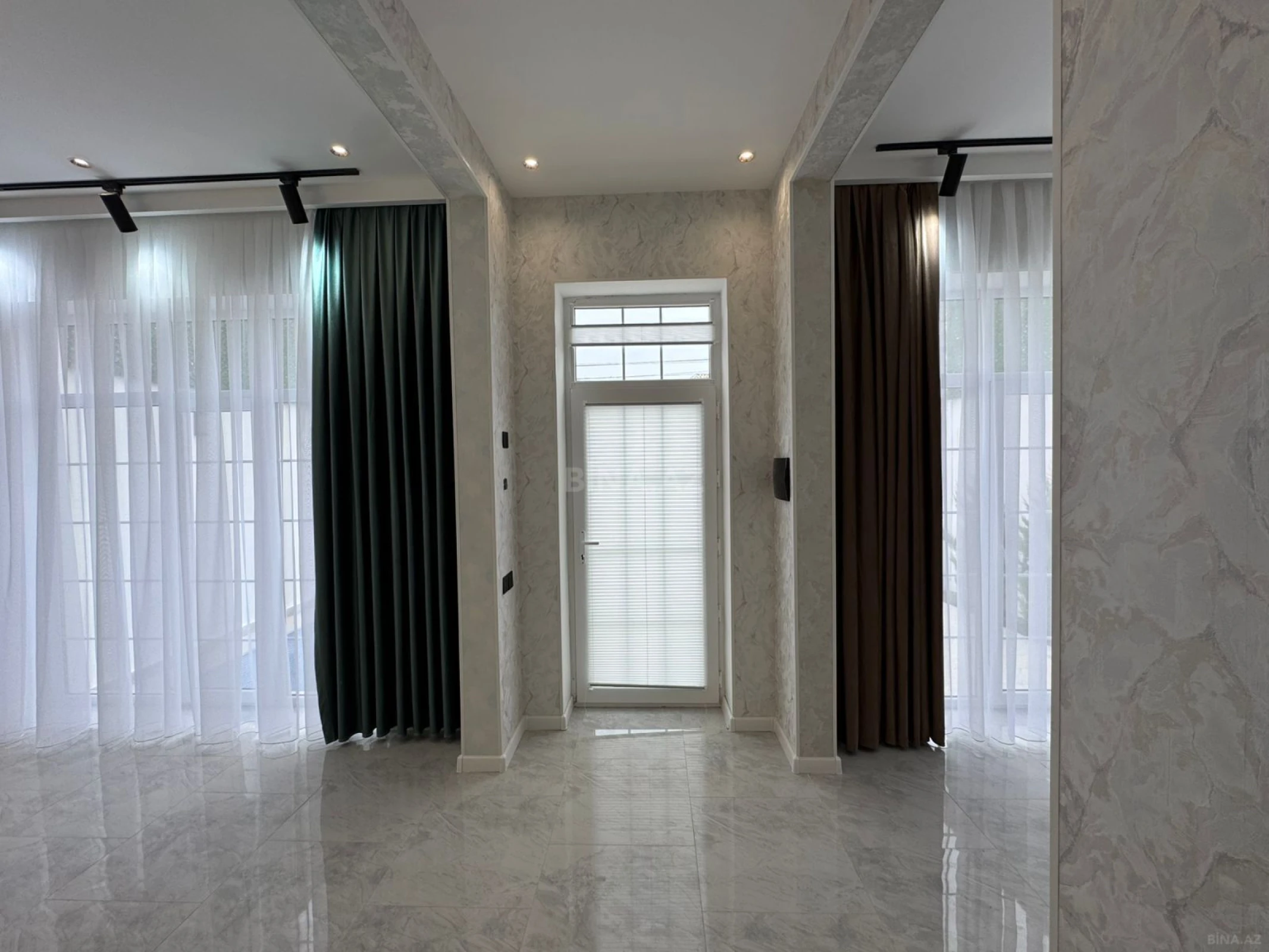 Satılır 4 otaqlı həyət evi 150 m²