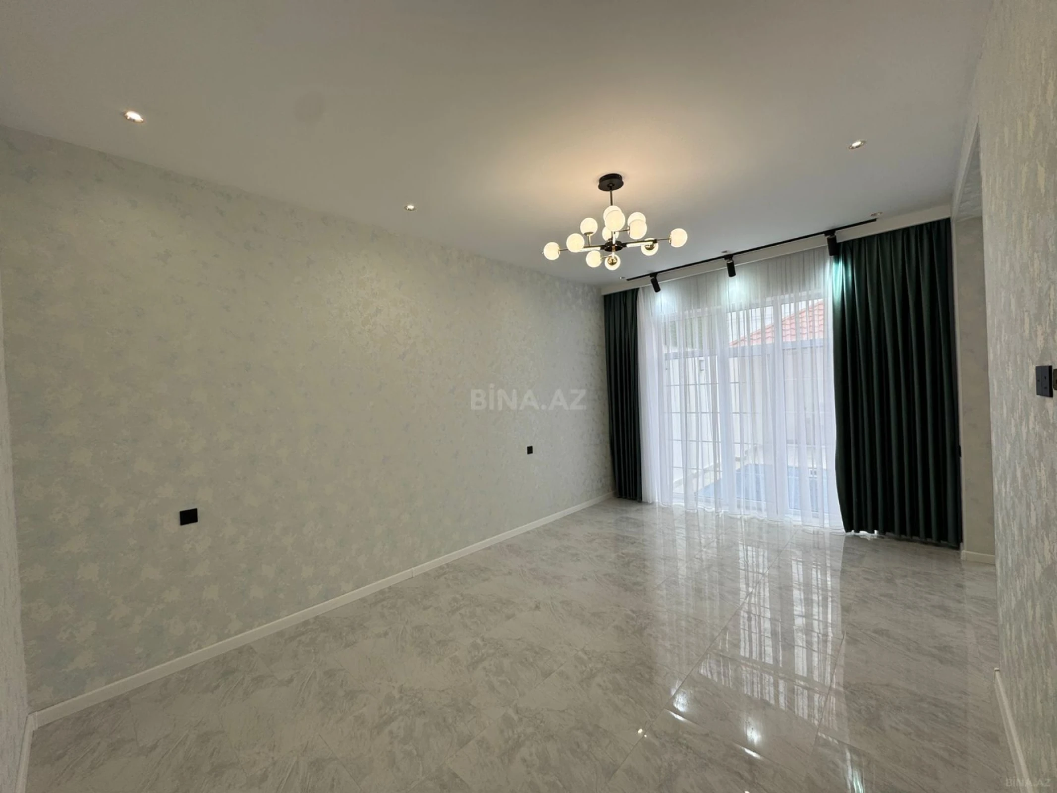 Satılır 4 otaqlı həyət evi 150 m²